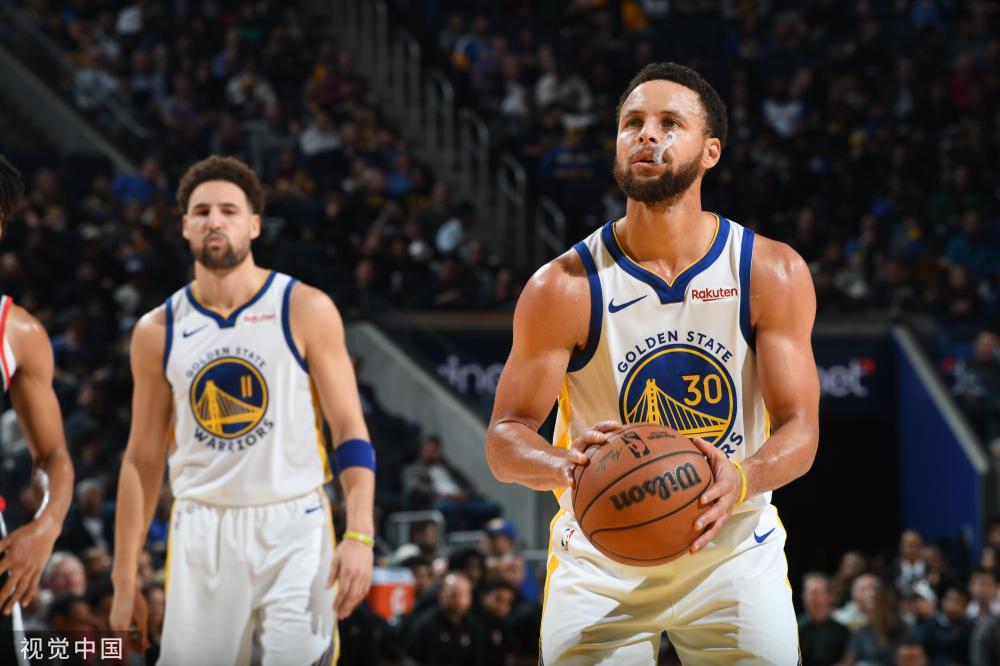 两人不断交 两人不断交